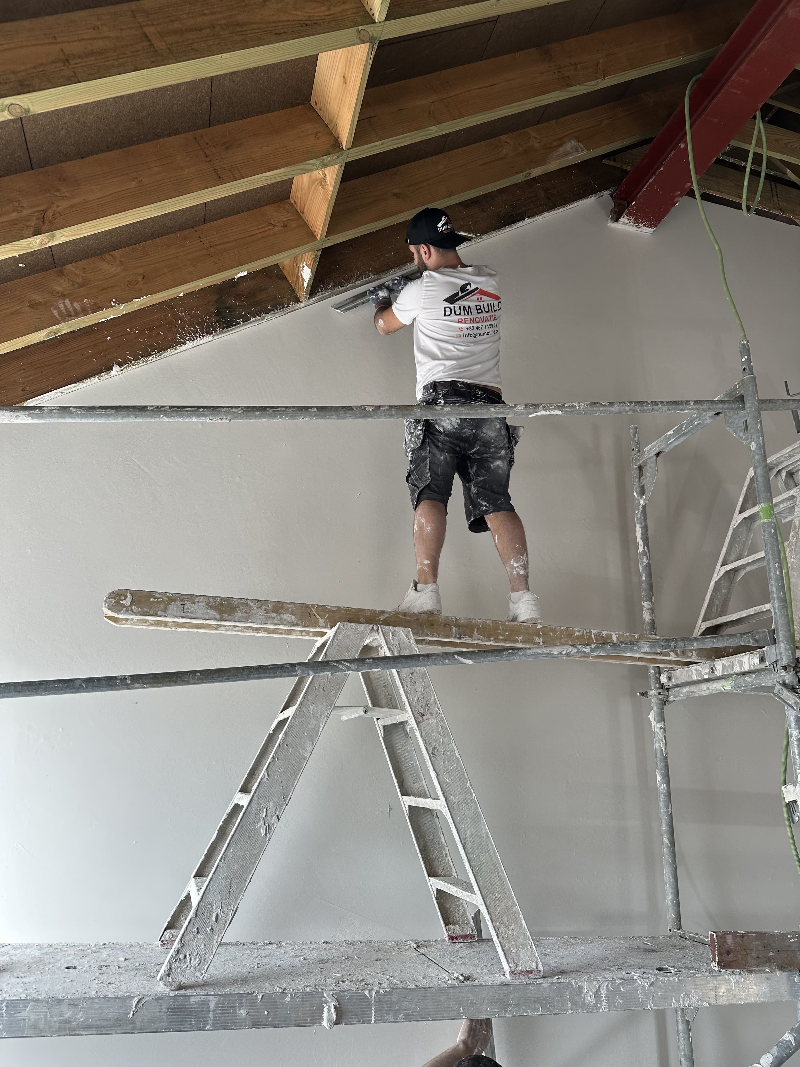 Професійна штукатурка стін